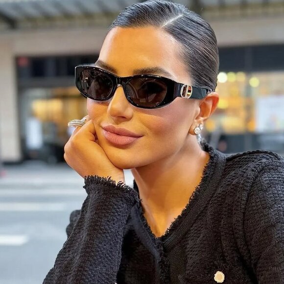 Dior 30MONTAIGNE S9U 10A0 Sunglasses Black Oval Frame, Grey Lenses main image 4
